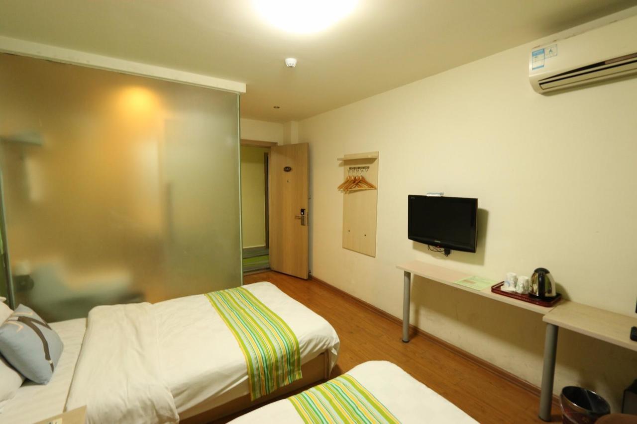 Pai Hotel Chengdu North Railway Station Dış mekan fotoğraf